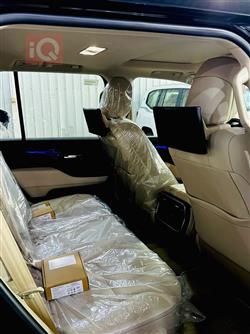 تۆیۆتا لاند کروزەر